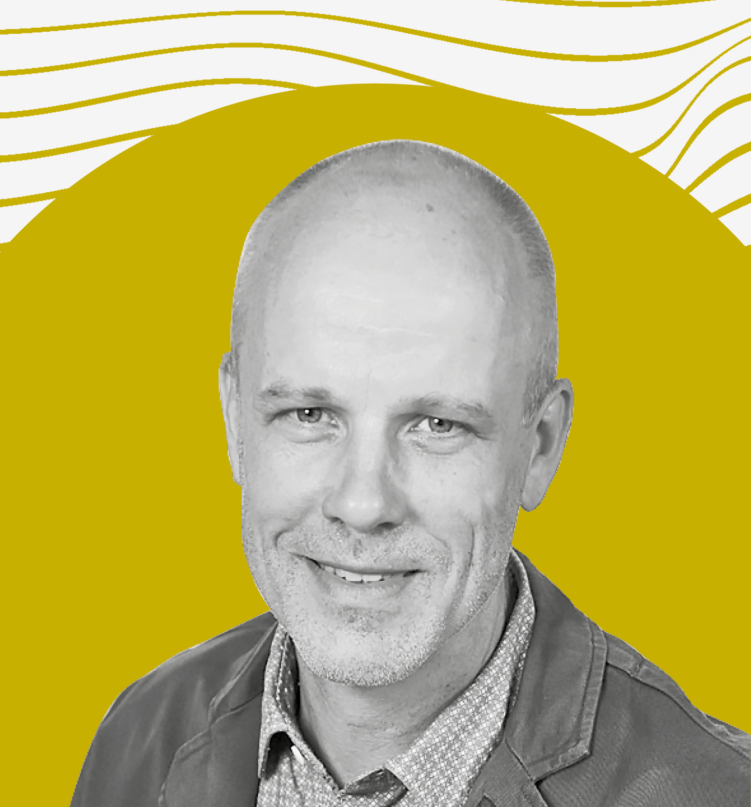 Profilbild eines Mannes mit sehr kurzen Haaren, fast schon Glatze